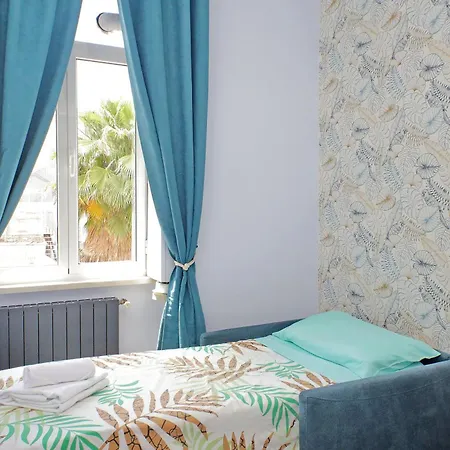 Frühstückspension Colosseo Kokedama 4*