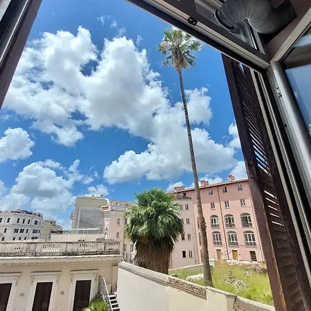 Colosseo Kokedama 4* Rom